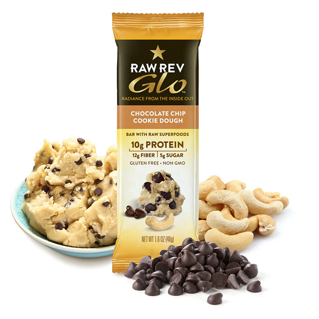 Raw Revolution chocolate chip cookie dough Glo Bar